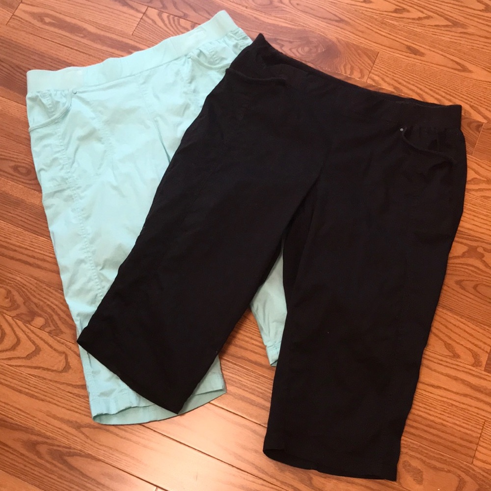Bundle Christopher and Banks Capris size 14